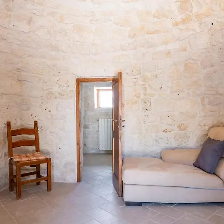 Guesthost - Trulli Luna Apartment Martina Franca