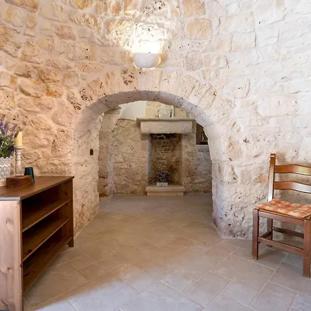 Guesthost - Trulli Luna Apartment *
