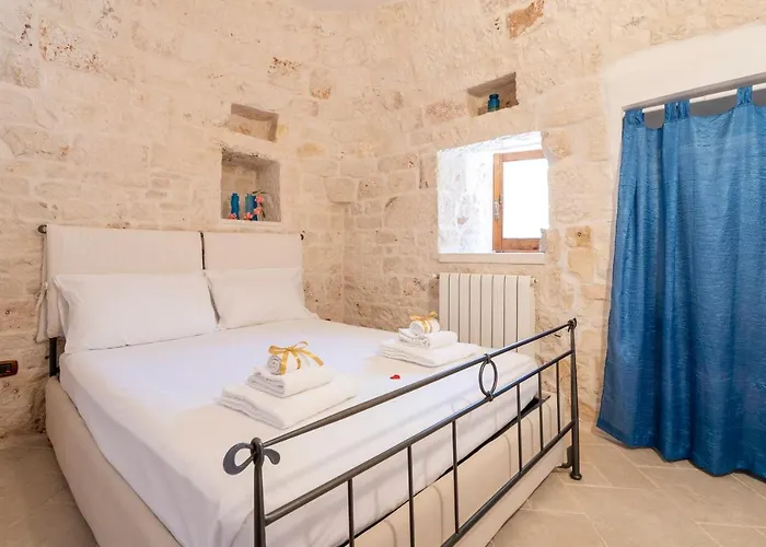 Guesthost - Trulli Luna Apartament Martina Franca